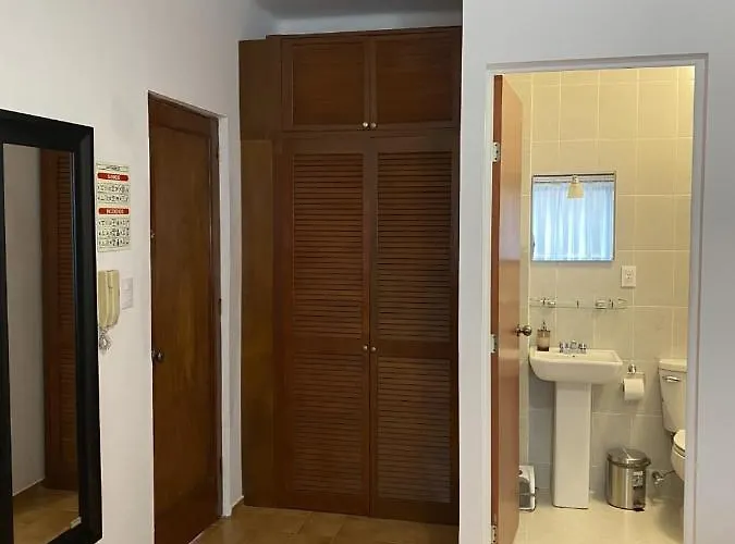 Cozy Private Hostel *