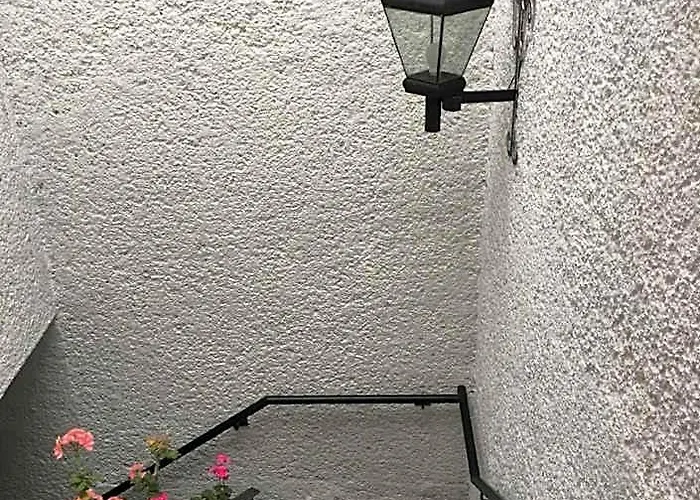 Cozy Private Hostel *